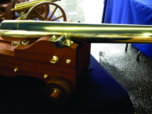32” Strong Saluting Cannon