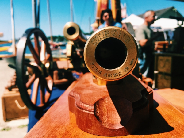 Sundowner Saluting Cannon