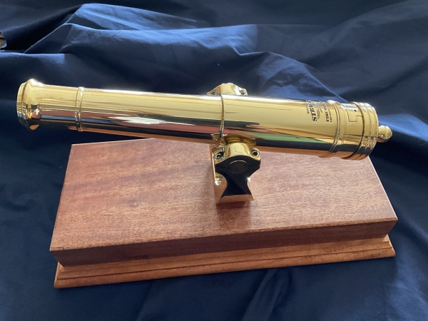 Mantle Mount for Herreshoff (on a Swivel)
